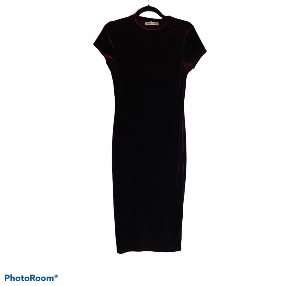 Luxe Apothetique Wine Velvet Maxi Dress Size S